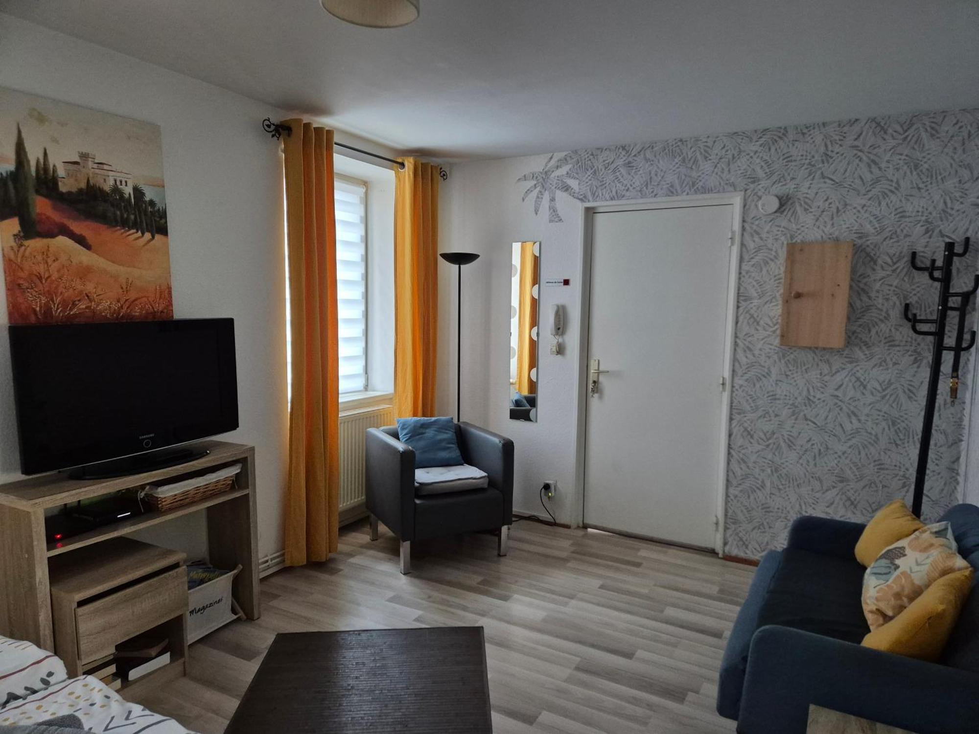 1 Rue Des Romains Studio Meuble Clauss نيديربرون ليه باينس المظهر الخارجي الصورة